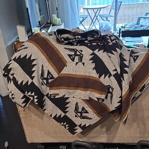 Modest Maverick Aztec Pattern Poncho. Grey, Brown, Black. Like New!